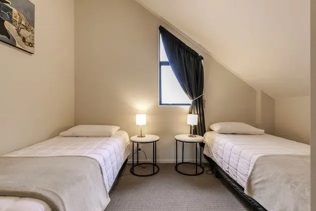 Premier Apart Daire, 2 Yatak Odası, Sigara İçilmez, Göl Manzaralı