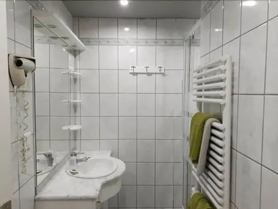 Tek Büyük Yataklı Oda, Küvet