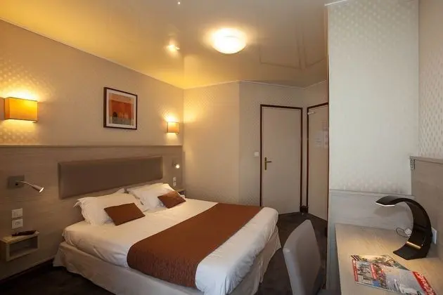 Comfort Tek Büyük veya İki Ayrı Yataklı Oda