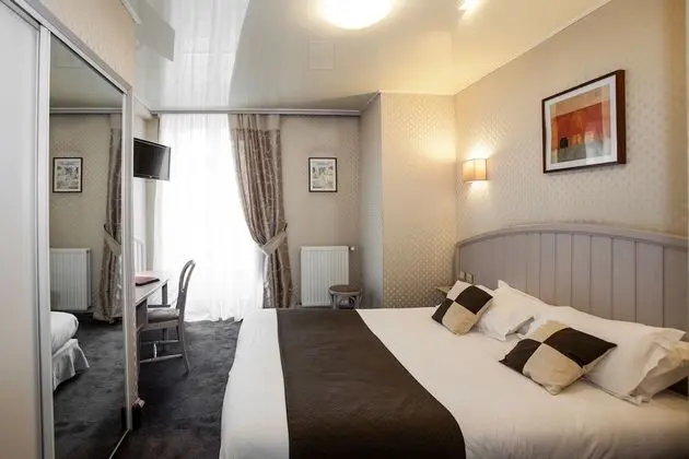 Comfort Tek Büyük veya İki Ayrı Yataklı Oda