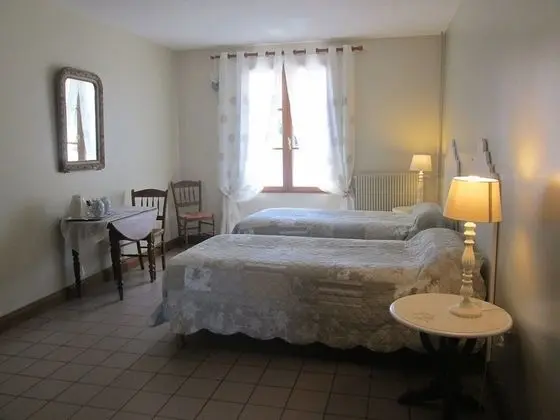 Tek Büyük veya İki Ayrı Yataklı Oda (Raboliot)