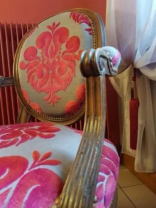 Tek Büyük Yataklı Oda (Guernazelle)