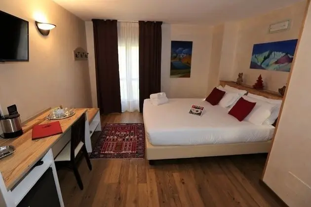 Tek Büyük Yataklı Oda