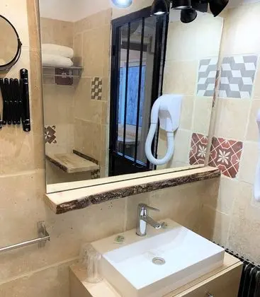 Tek Büyük Yataklı Oda, Teras, Dağ Manzaralı