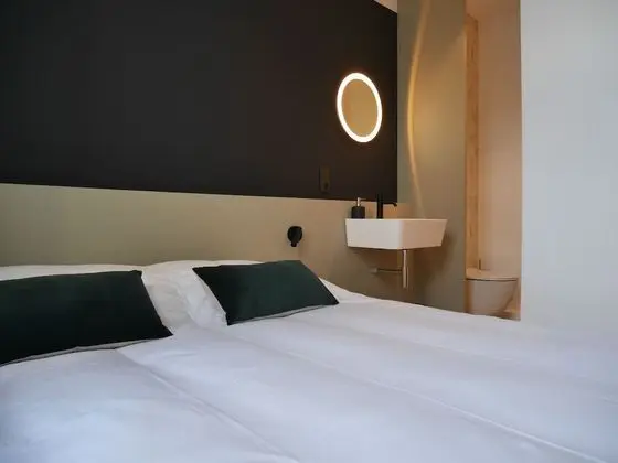 Apart Daire, Banyolu/Duşlu, Avlu Manzaralı (Le Foch)