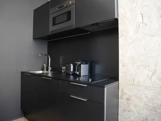 Apart Daire, Banyolu/Duşlu, Avlu Manzaralı (Le Foch)