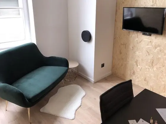 Apart Daire, Banyolu/Duşlu, Avlu Manzaralı (Le Foch)