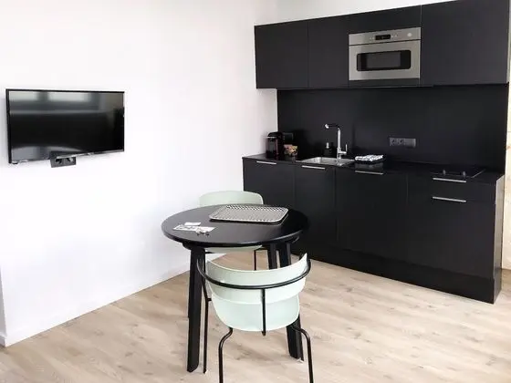 Apart Daire, Banyolu/Duşlu (La Treille)