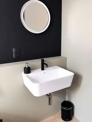 Apart Daire, Banyolu/Duşlu (La Treille)