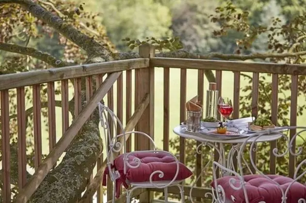 Deluxe Kulübe, 1 Büyük (Queen) Boy Yatak, Teras, Park Manzaralı