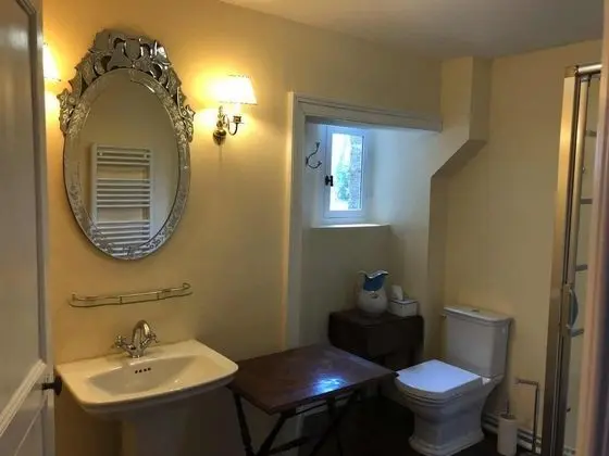 Tek Büyük Yataklı Oda (La Bois-Hue)