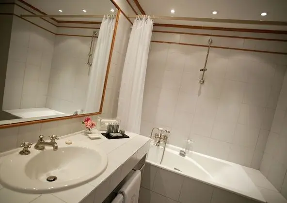 Classic Tek Büyük veya İki Ayrı Yataklı Oda