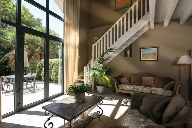 Comfort Kır Evi, 2 Yatak Odası, 2 Banyolu, Bahçe Manzaralı