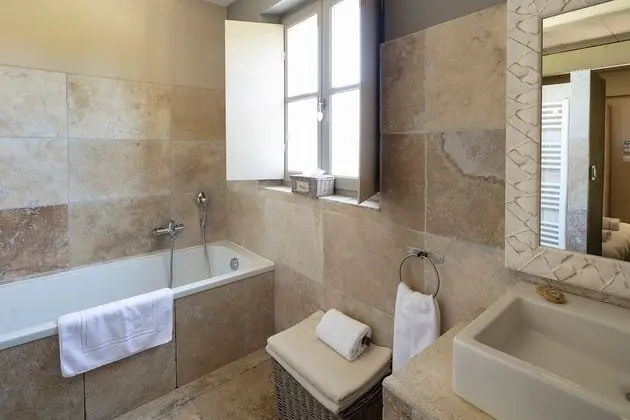 Comfort Kır Evi, 2 Yatak Odası, 2 Banyolu, Bahçe Manzaralı