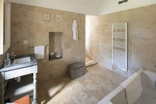 Comfort Kır Evi, 2 Yatak Odası, 2 Banyolu, Bahçe Manzaralı