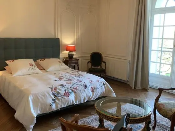 Superior Tek Büyük Yataklı Oda, Banyolu/Duşlu, Bahçe Manzaralı