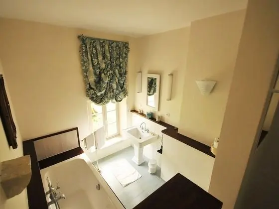 Deluxe Tek Büyük Yataklı Oda, Özel Banyo