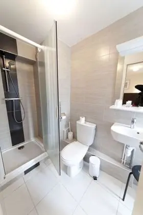 Basic Oda, 1 Çift Kişilik Yatak