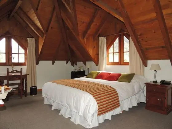 Superior Oda, 1 Büyük (Queen) Boy Yatak