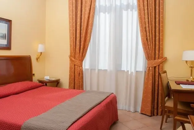 1 Çift Kişilik Veya 2 Tek Kişilik Yatak Classic