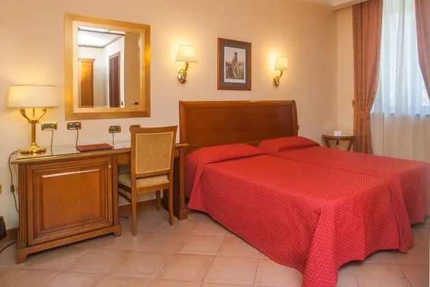 1 Çift Kişilik Veya 2 Tek Kişilik Yatak Classic