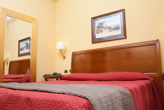 1 Çift Kişilik Veya 2 Tek Kişilik Yatak Classic