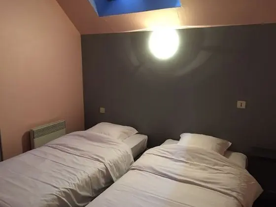 Classic Tek Büyük Yataklı Oda