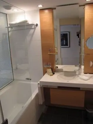 Tek Büyük Yataklı Oda, Balkon, Deniz Manzaralı (Privilege)