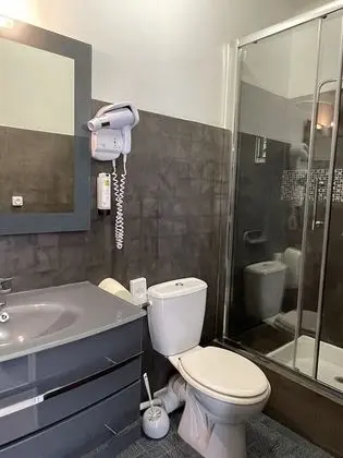 Classic Tek Büyük Yataklı Oda