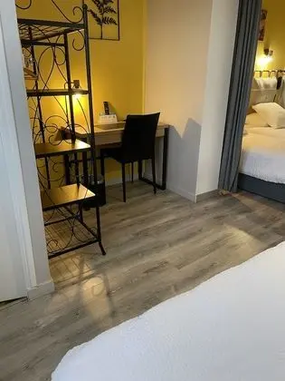 Classic Üç Kişilik Oda