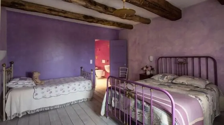 Üç Kişilik Oda (Mauve)