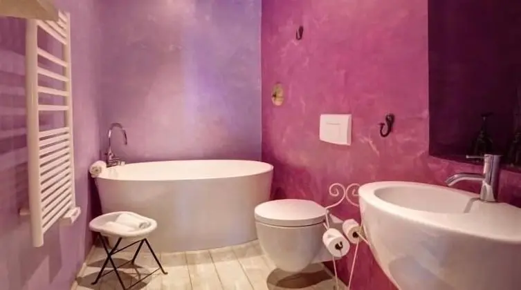 Üç Kişilik Oda (Mauve)