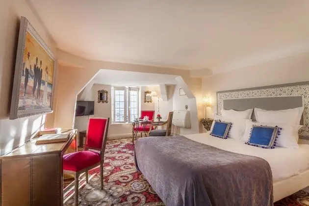 Comfort Tek Büyük Yataklı Oda