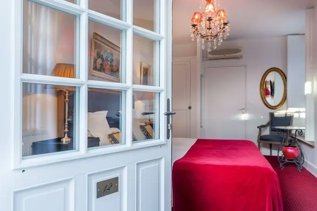Comfort Tek Büyük Yataklı Oda