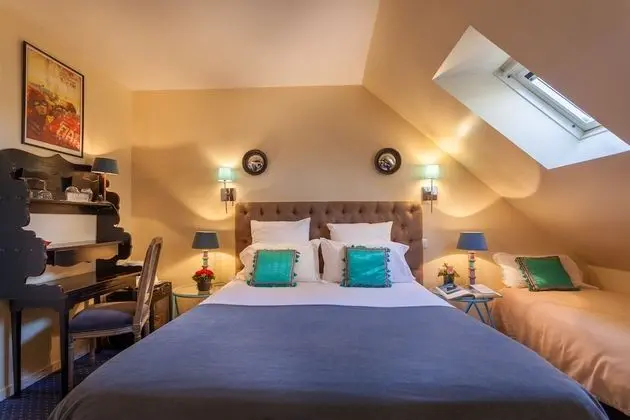 Comfort Tek Büyük Yataklı Oda