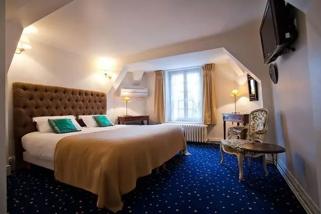 Comfort Tek Büyük Yataklı Oda