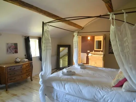 Superior Tek Kişilik Oda, Özel Banyo, Bahçe Manzaralı (L'Amandier)