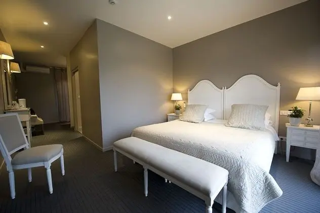 Tek Büyük veya İki Ayrı Yataklı Oda