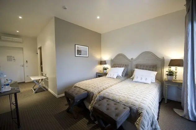 Tek Büyük veya İki Ayrı Yataklı Oda