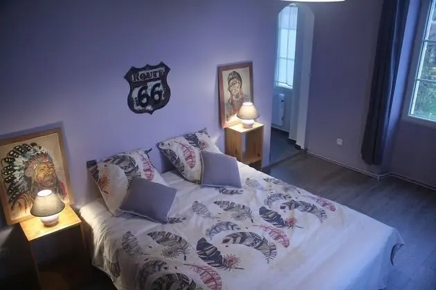 Basic Oda, 1 Büyük (Queen) Boy Yatak, Özel Banyo