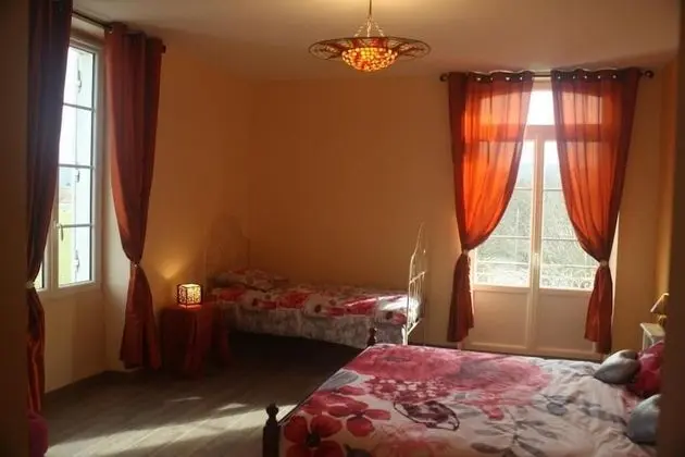 Family Üç Kişilik Oda, Birden Çok Yatak, Balkon, Havuz Manzaralı