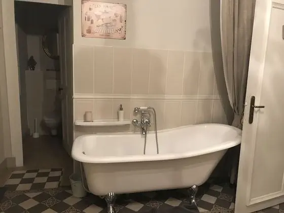 Tek Büyük Yataklı Oda, 1 Çift Kişilik Yatak, Sigara İçilmez