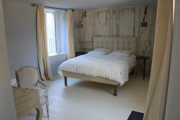 Tek Büyük Yataklı Oda (Fontainebleau)