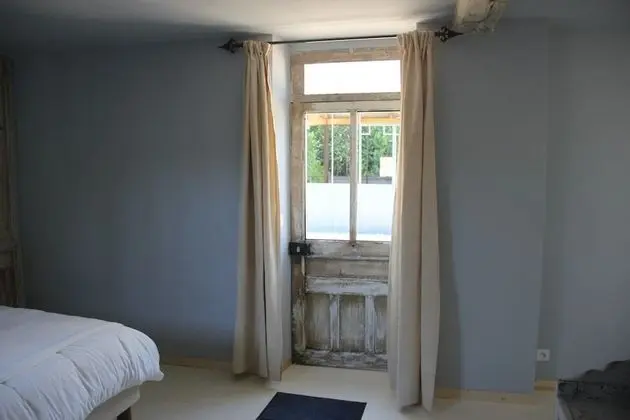 Tek Büyük Yataklı Oda (Fontainebleau)