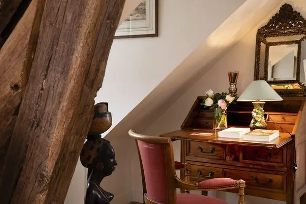 Classic Oda, Bahçe Manzaralı (La Petite Attique)