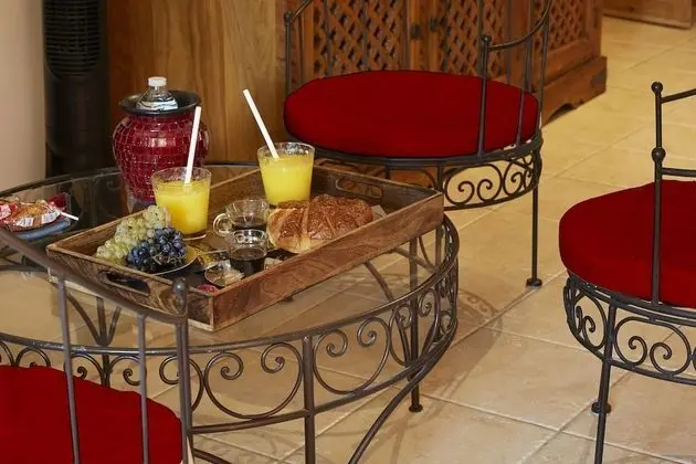 Family Oda (Les Figuiers)