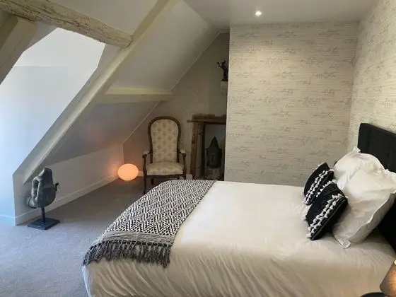 Signature Tek Büyük Yataklı Oda, Banyolu/Duşlu, Bahçe Manzaralı (Chambre 3)