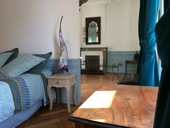 Tek Büyük Yataklı Oda (Absinthe)