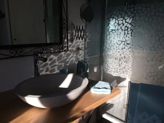 Tek Büyük Yataklı Oda (Absinthe)