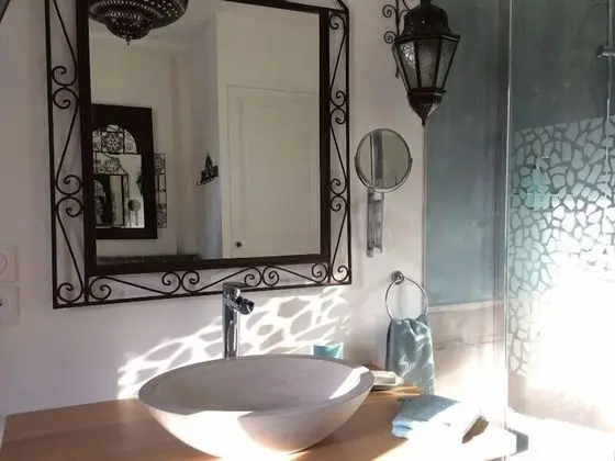 Tek Büyük Yataklı Oda (Absinthe)